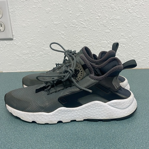 Nike Air Huarache Shoes Size (8W, 6.5M, 6.5Y) 🍁‼️ - Picture 3 of 8